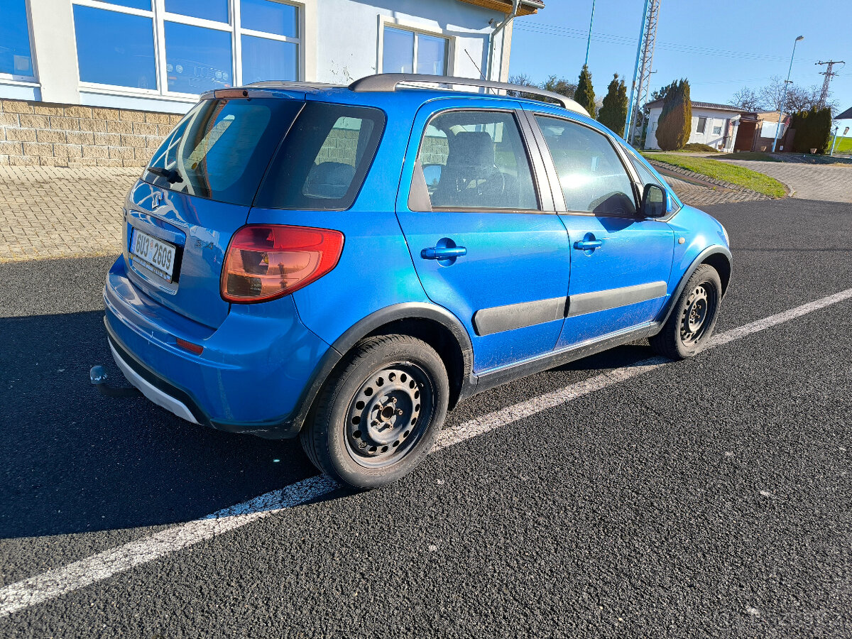 Suzuki SX4 - 3