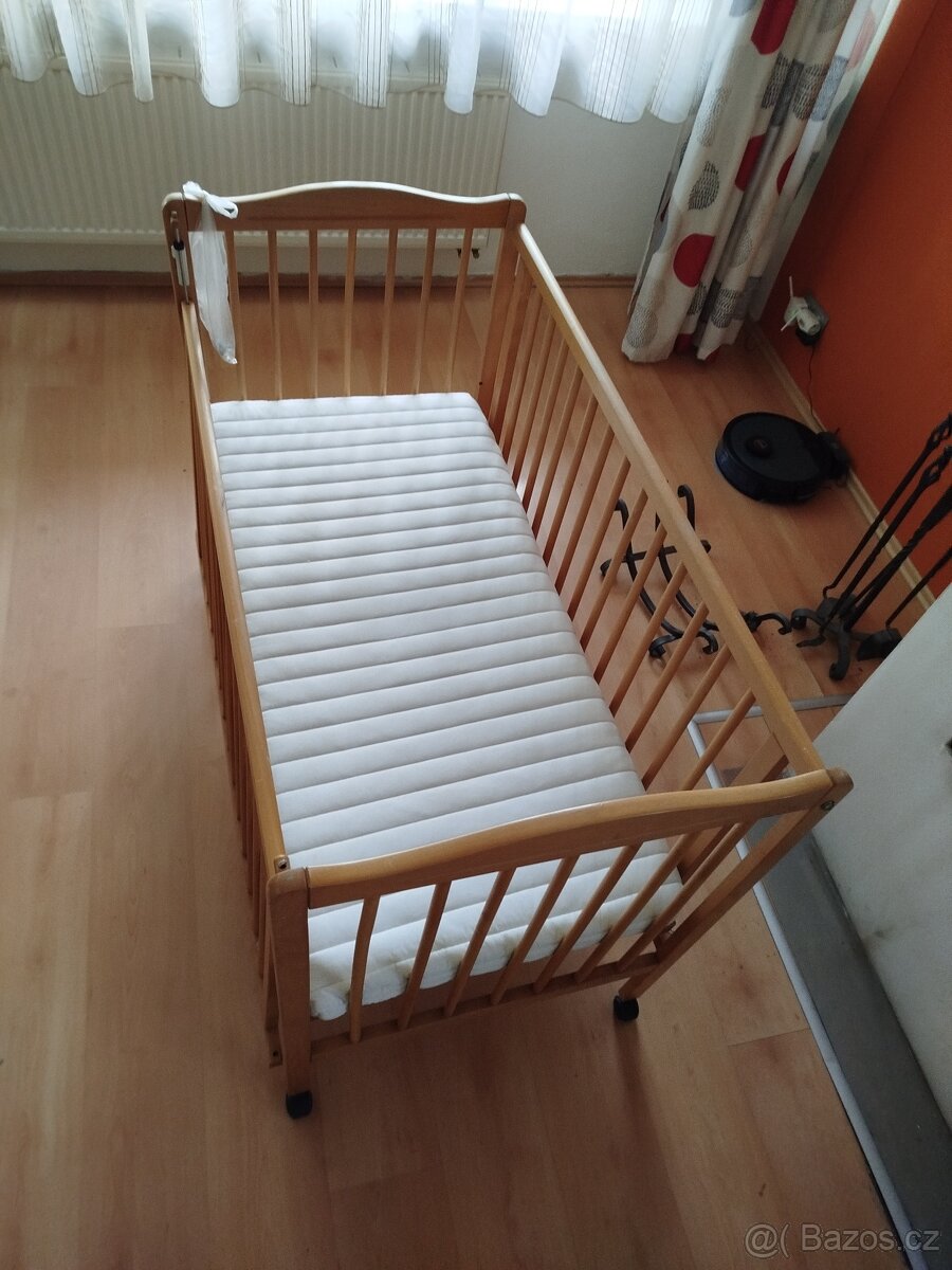Rozkládací dětská postýlka - 3
