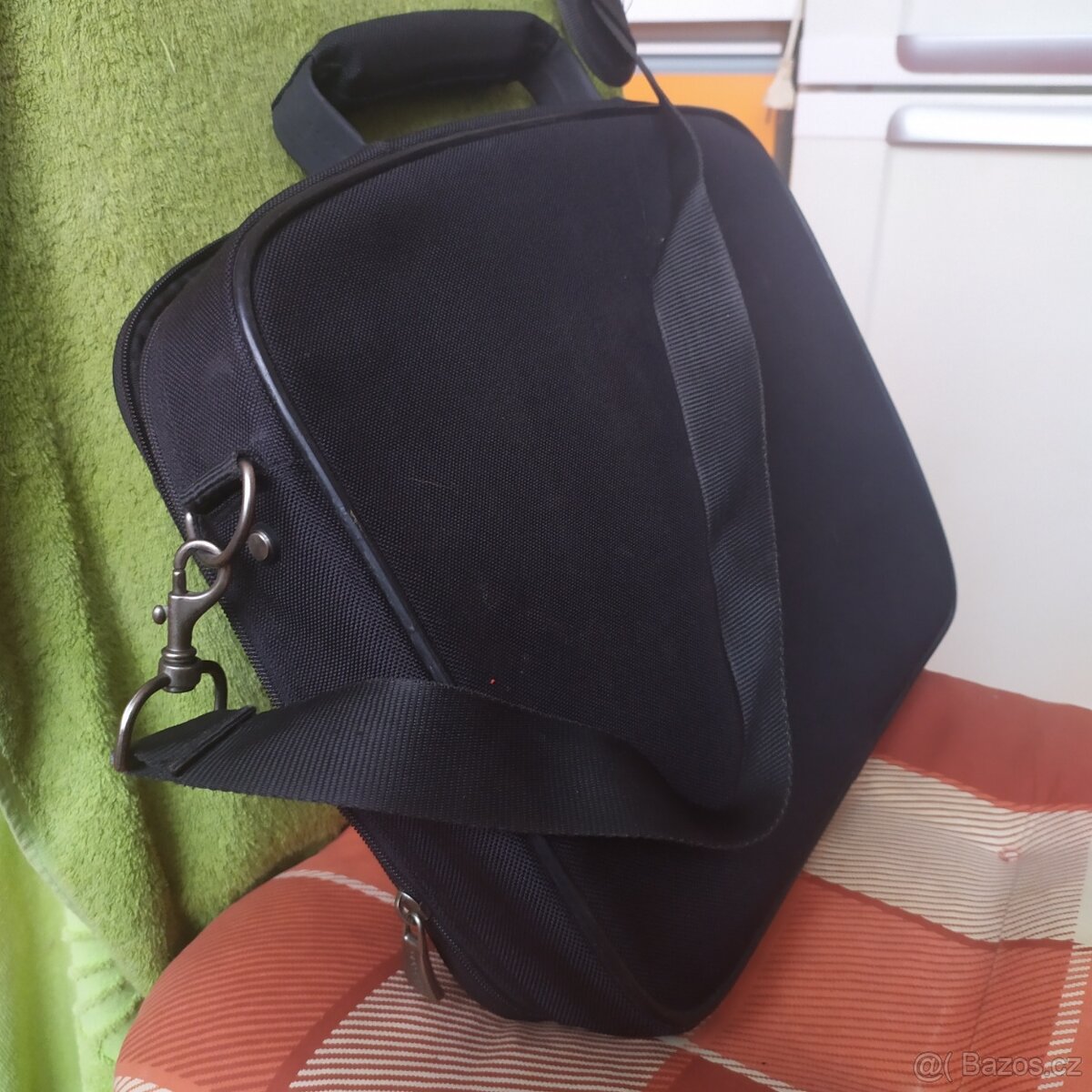Brašna na notebook značková s popruhem na rameno - 3