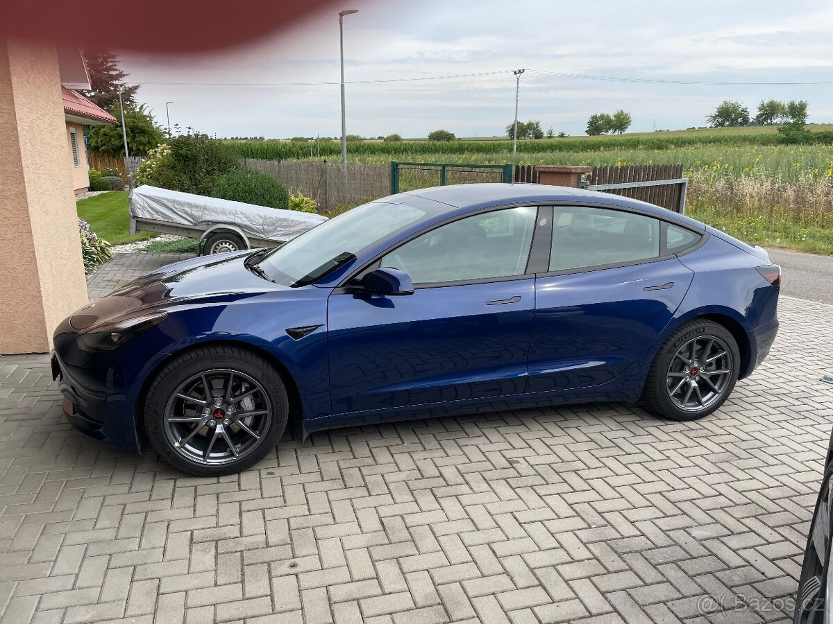 Tesla model 3 RWD 12/2022 - 3