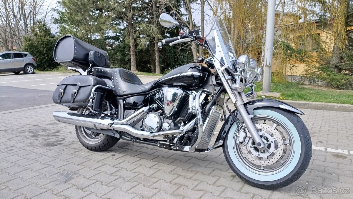 Yamaha XVS 1300 Midnight Star - 3