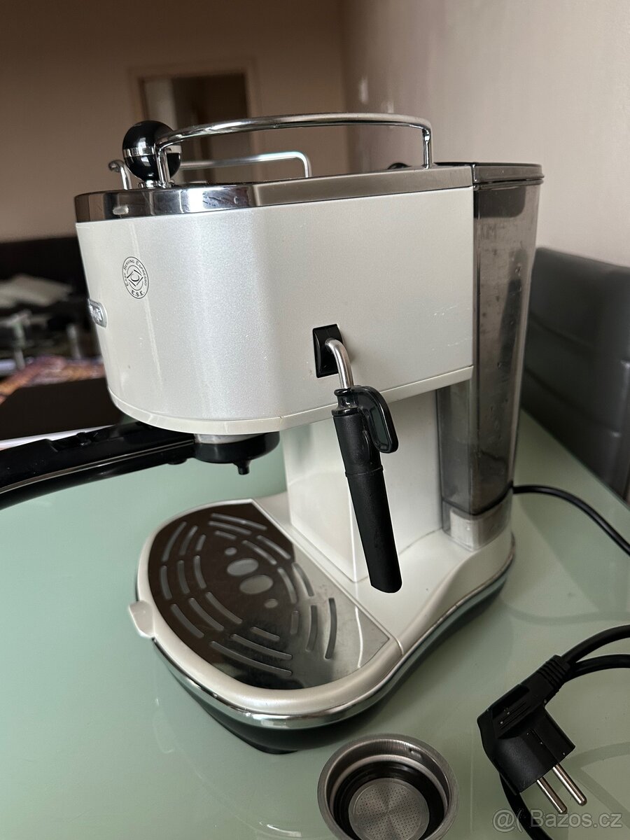 Kávovar DeLonghi - 3