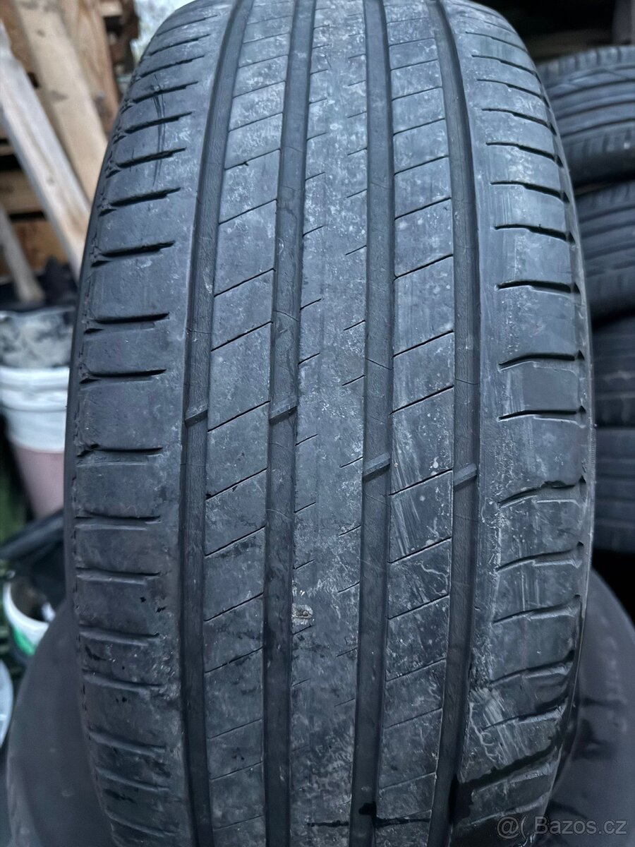 225/60/18 MICHELIN - 3