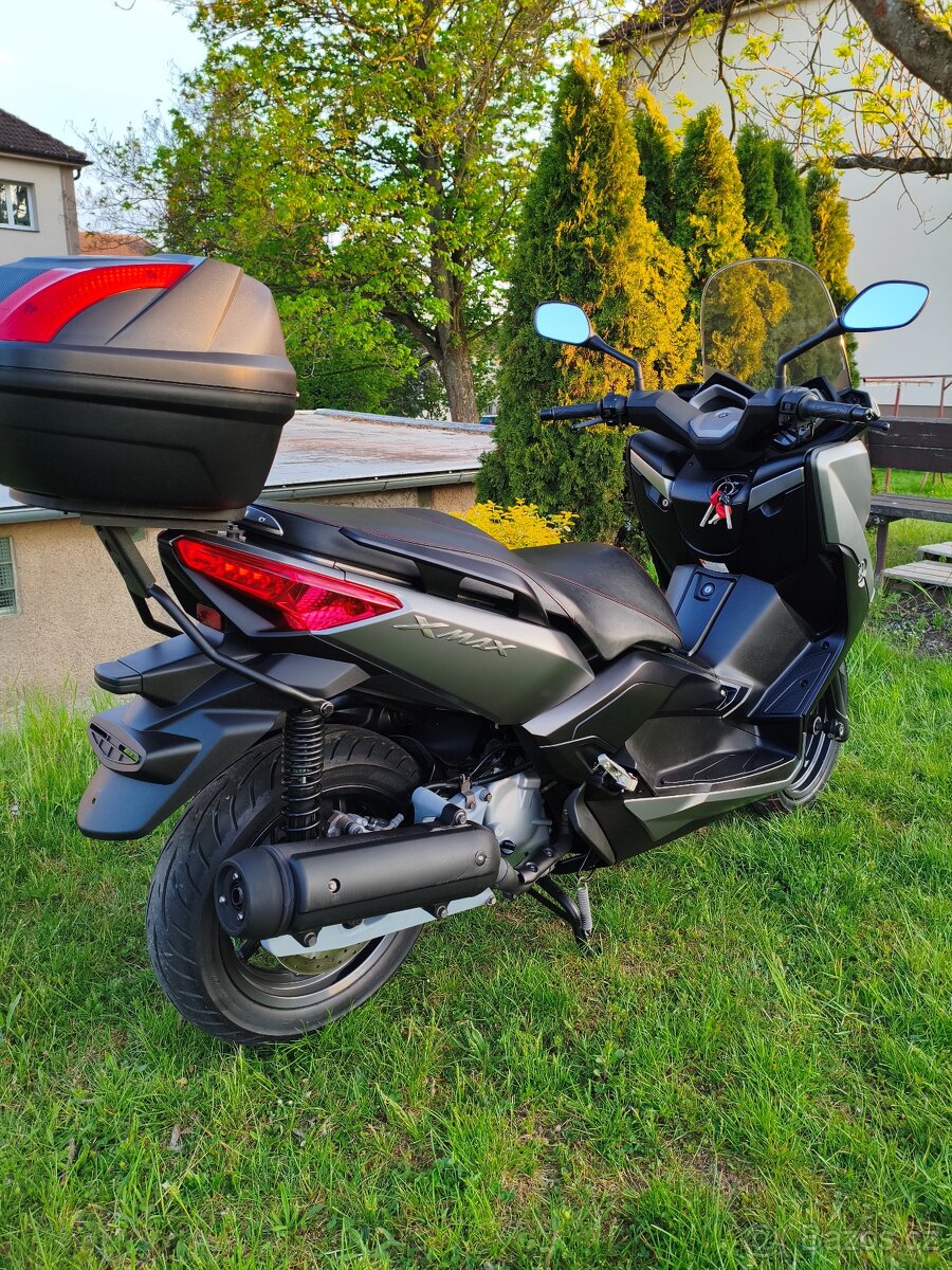 Yamaha X-Max 125i - 3