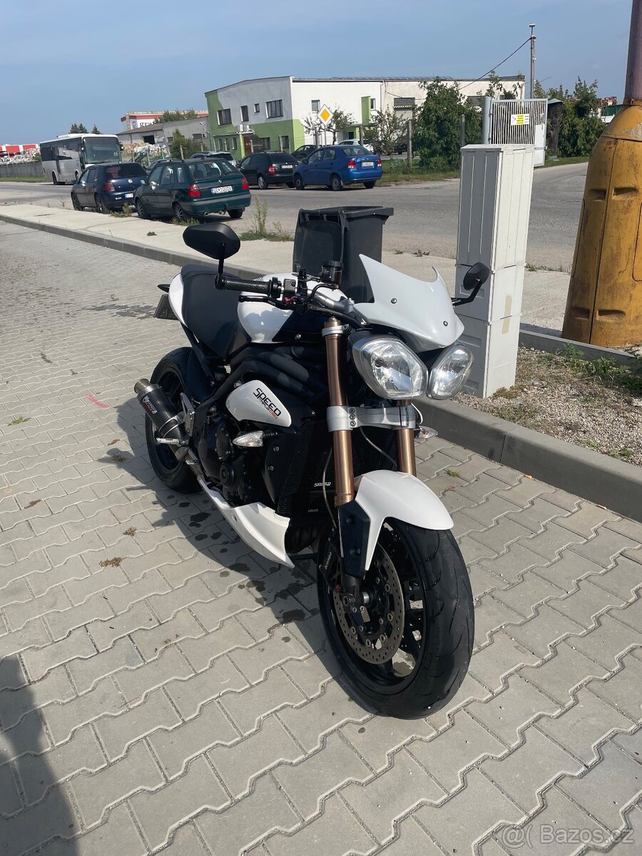 Triumph Speed Triple 1050 R.v 2011 - 3