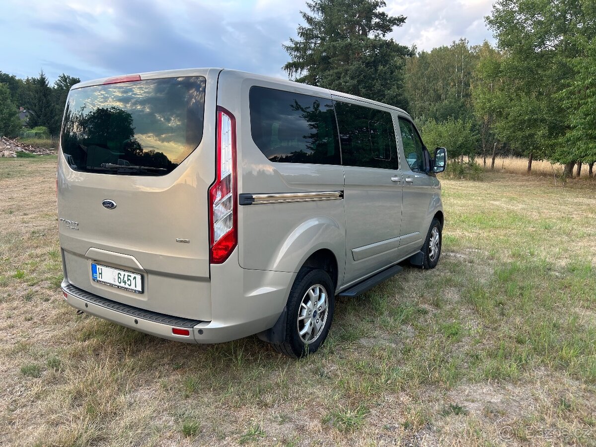 Ford Custom Tourneo - 3