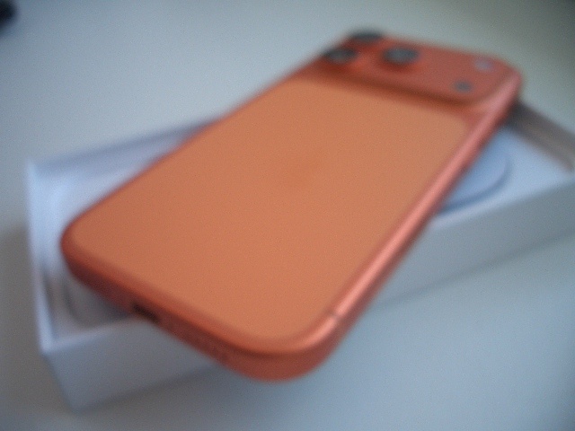 APPLE IPHONE 17 pro - 3