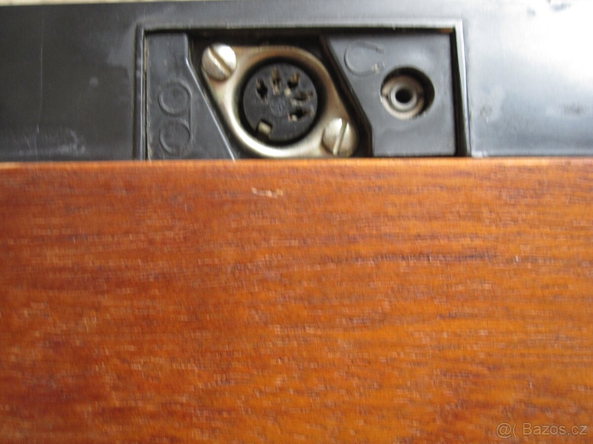 Radio MERIDIAM 211 - 3