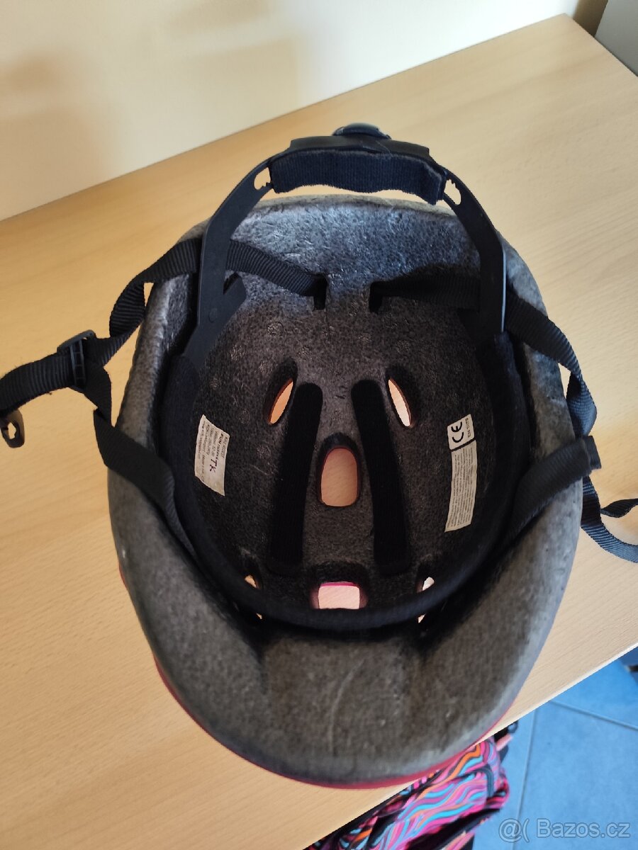 Dívčí cyklistická přilba vel. 52-56 - 3