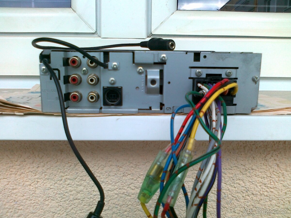 Prodám autorádio JVC - 3