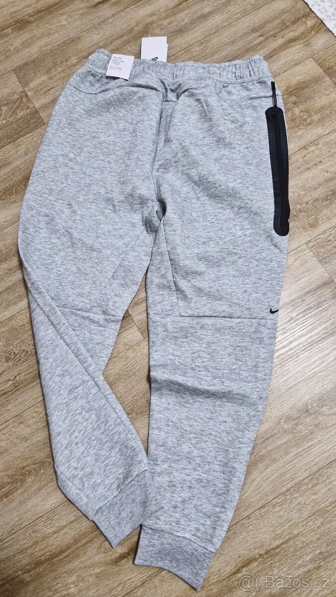 Tepláky Nike Tech Fleece L - 3