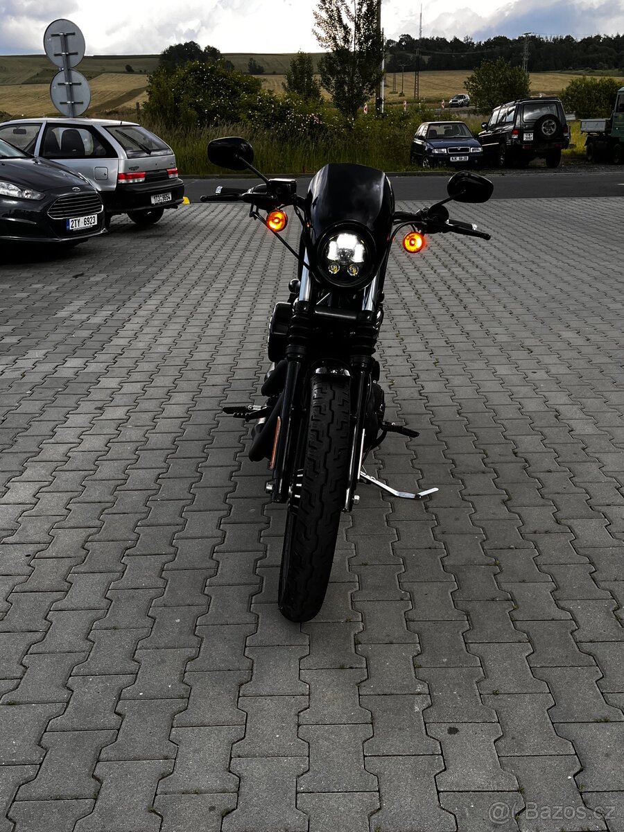 Harley Davidson Iron 883 - 3
