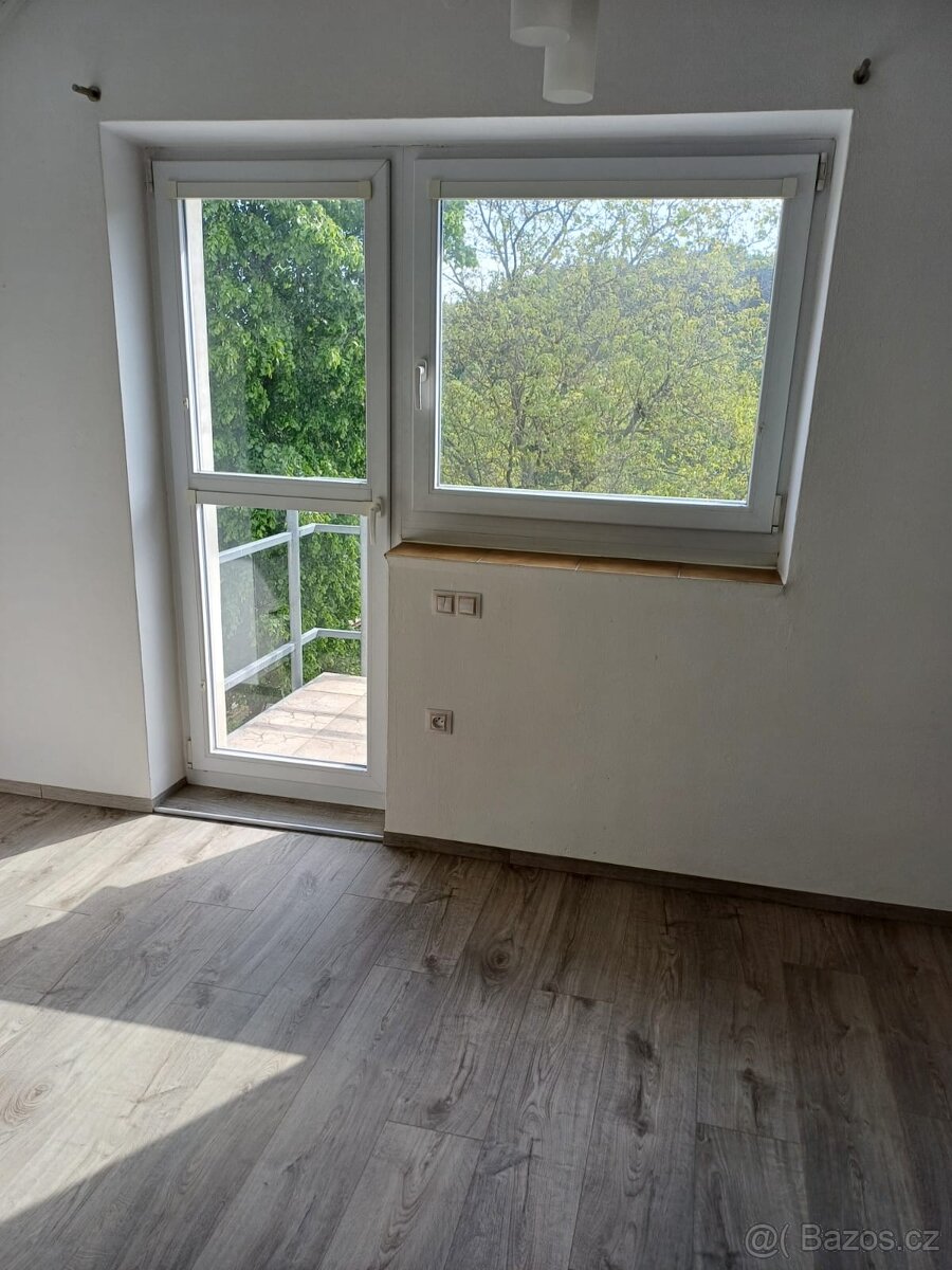 Plastové okna a balkonové dveře - 3