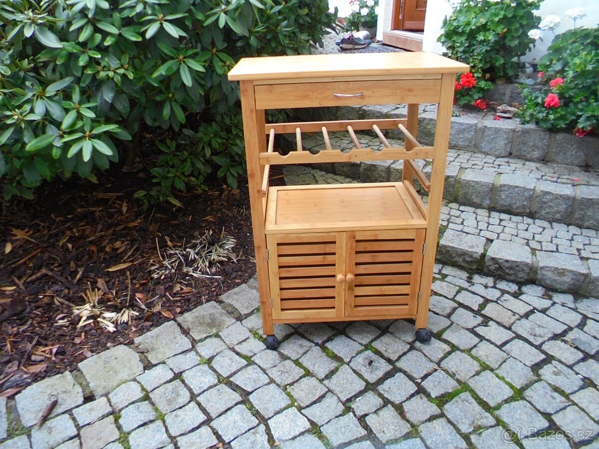 dřevěná kuchyňská skříňka - 3