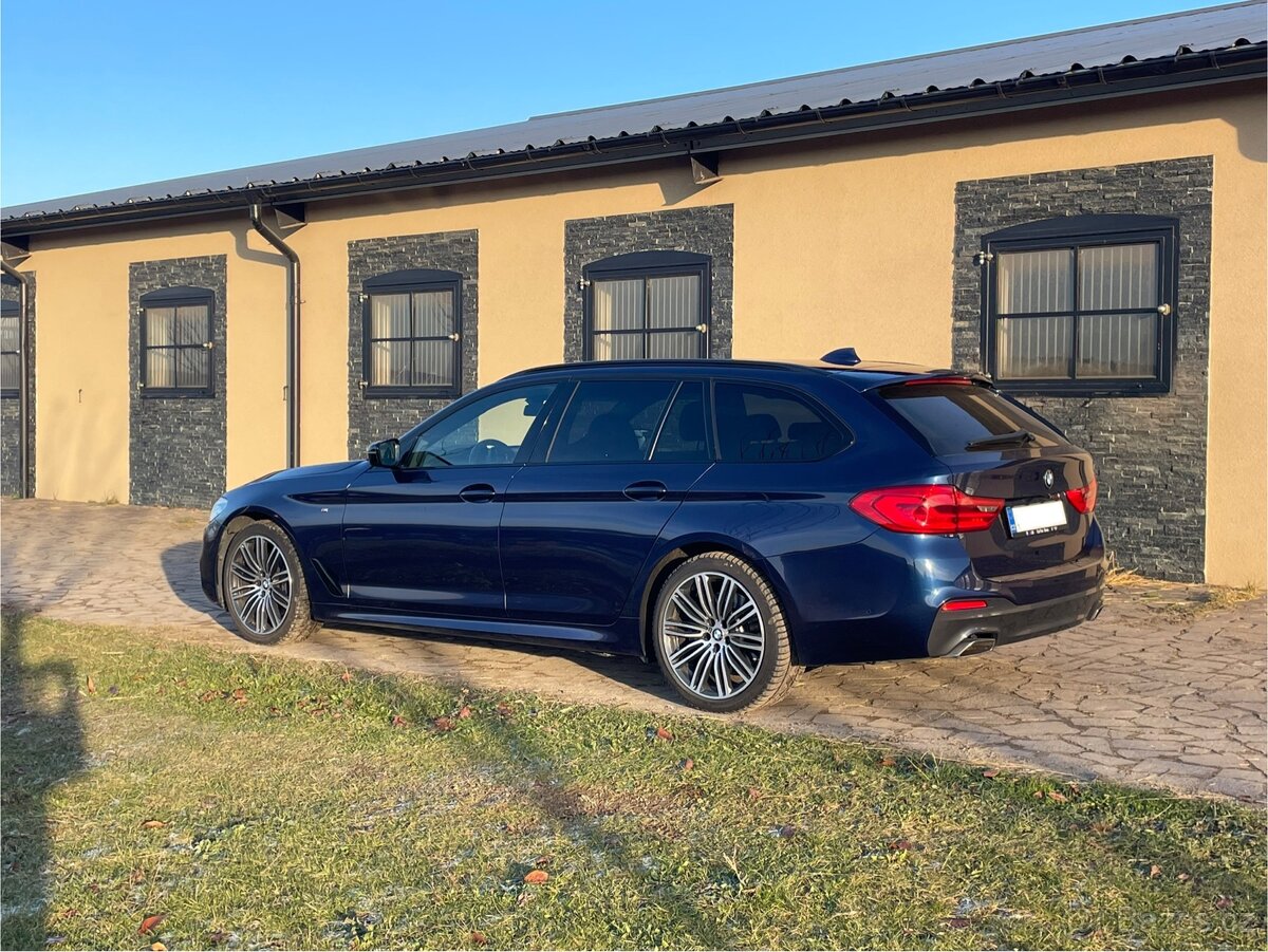 BMW Řada 5, 530 xDrive M-Sport CZ - 3