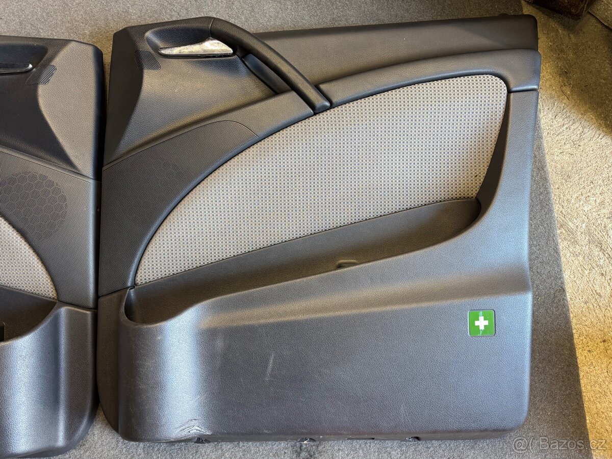 Přední tapce Mercedes-Benz Viano W639 - 3