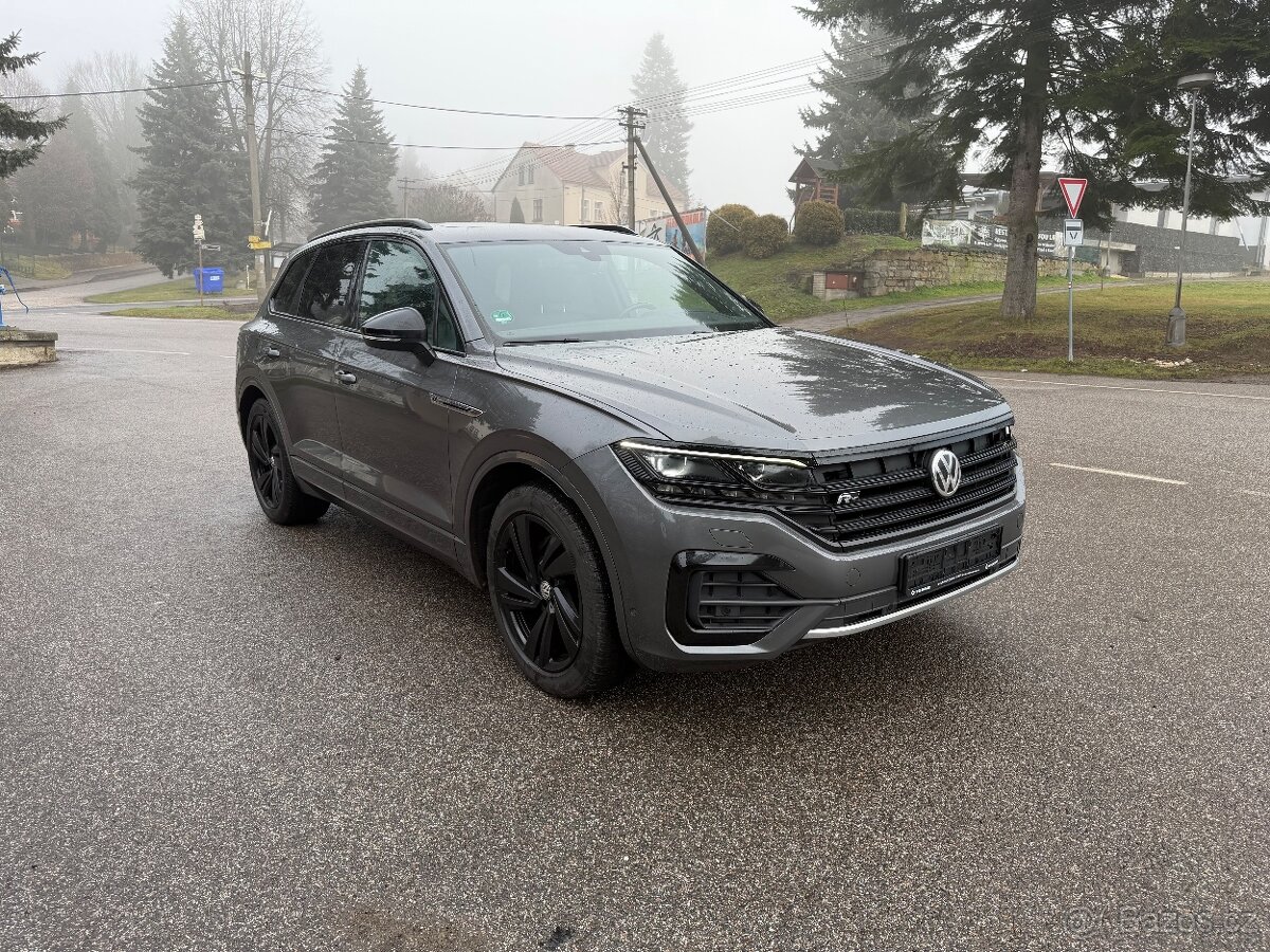VW Touareg 3.0tdi 210 kw,3x Rline, Webasto, Vzduch, Dinaudio - 3