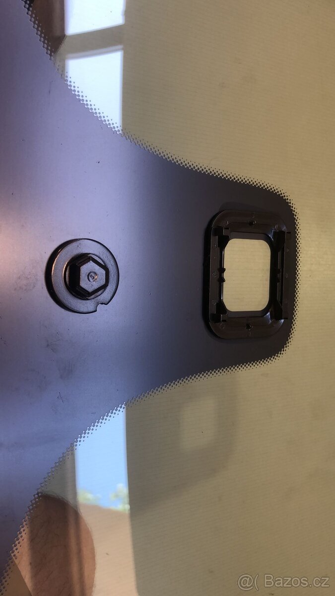 Jaguar XK X150 nové čelní okno - 3