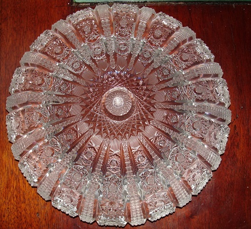 Prodám nový masivní broušený popelník SLEVA - 3