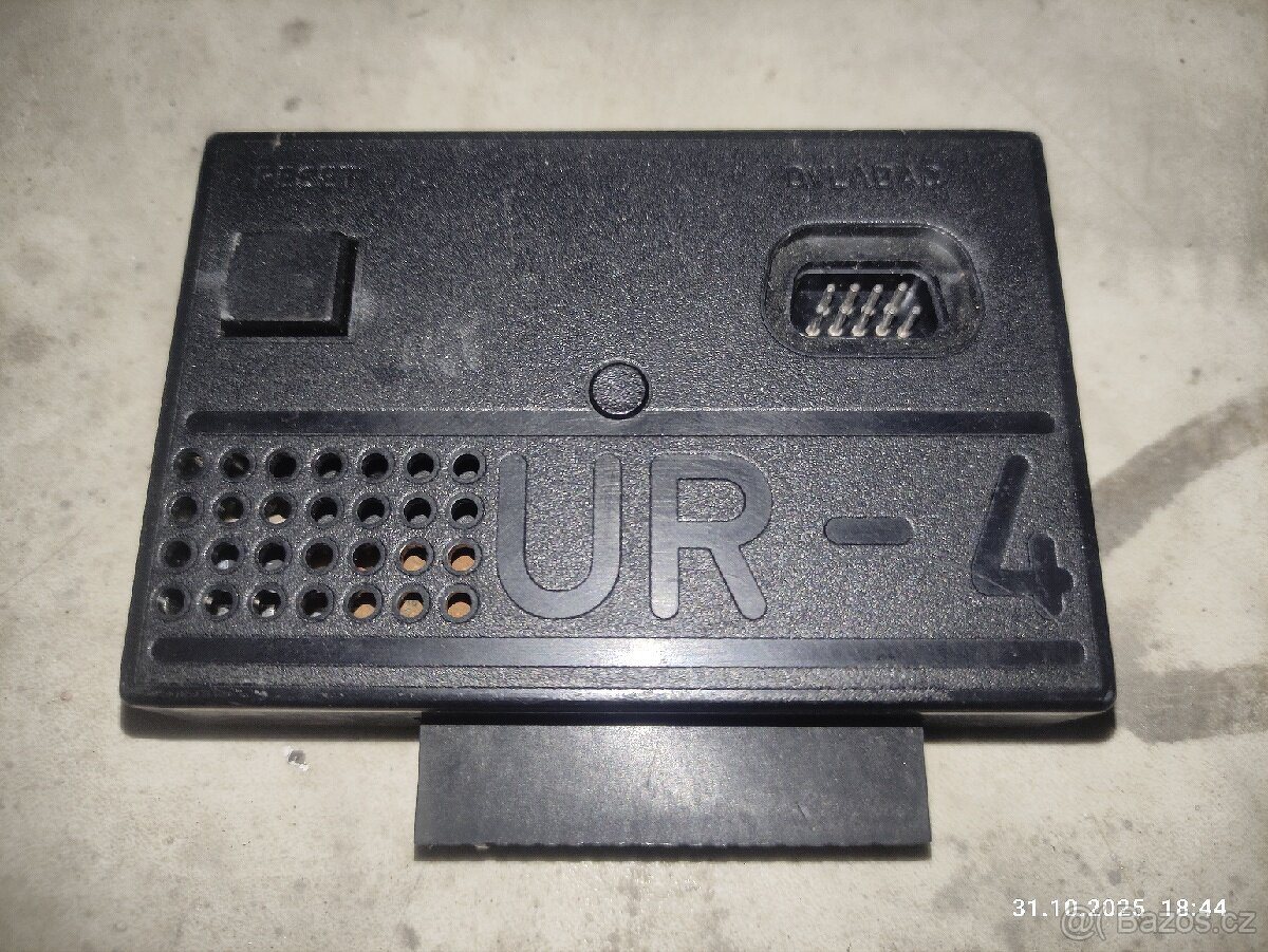 Sinclair ZX Spectrum + BT100 - 3