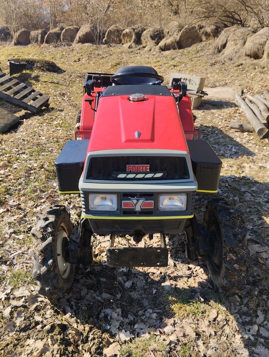 YANMAR F155 D - 3
