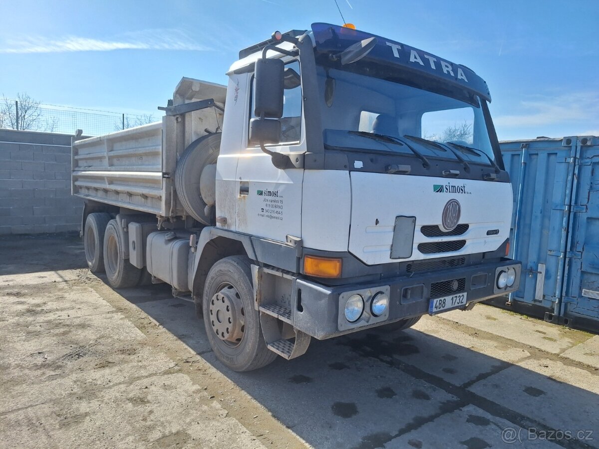 TATRA T815 TERRNO 6X6.2 - 3