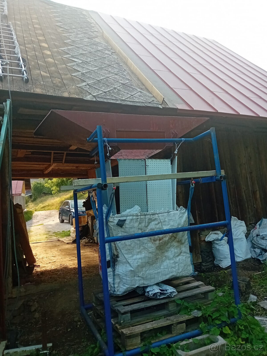 Držák na big bag s násypkou - 3