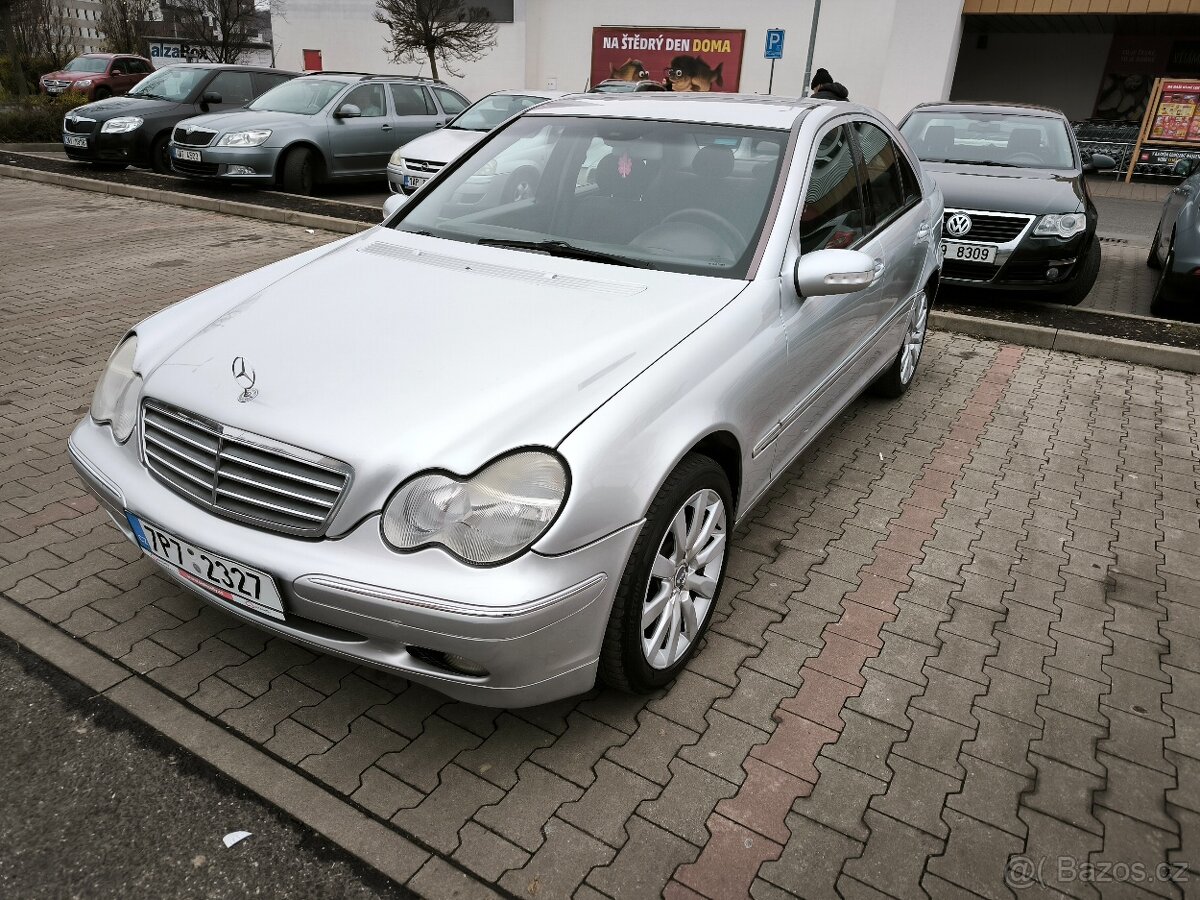 Mercedes Benz C 220CDi ELEGANCE Klíma alu,tempomat - 3