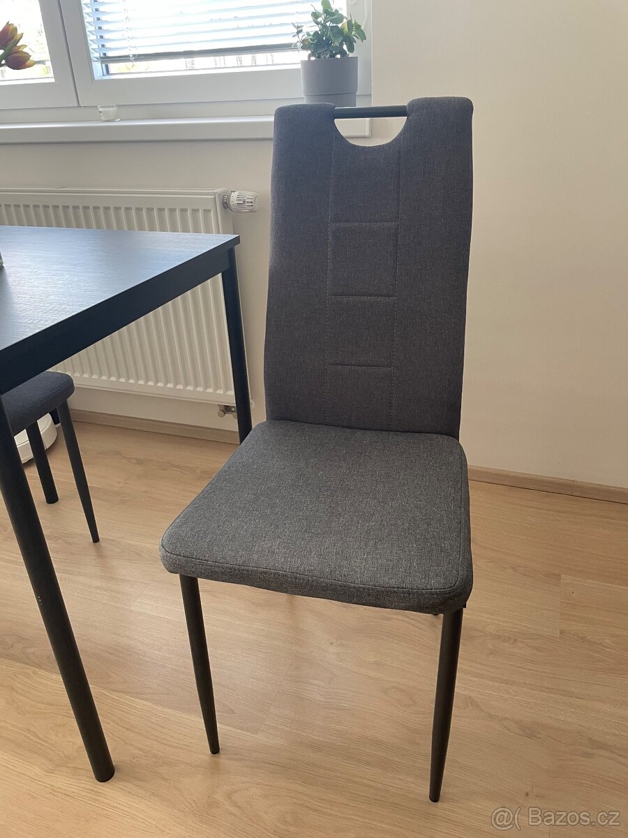 Jídelní stůl SANDSBERG a 2 židle LEILA - 3