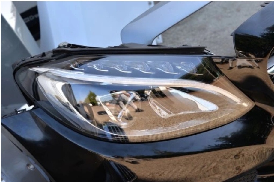 Prodám náhradní díly na Mercedes C W205 a lift - 3