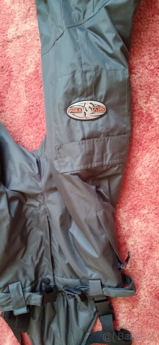 Prodám úplně nové a nikdy nenošené lyžařské kalhoty vel.146 - 3