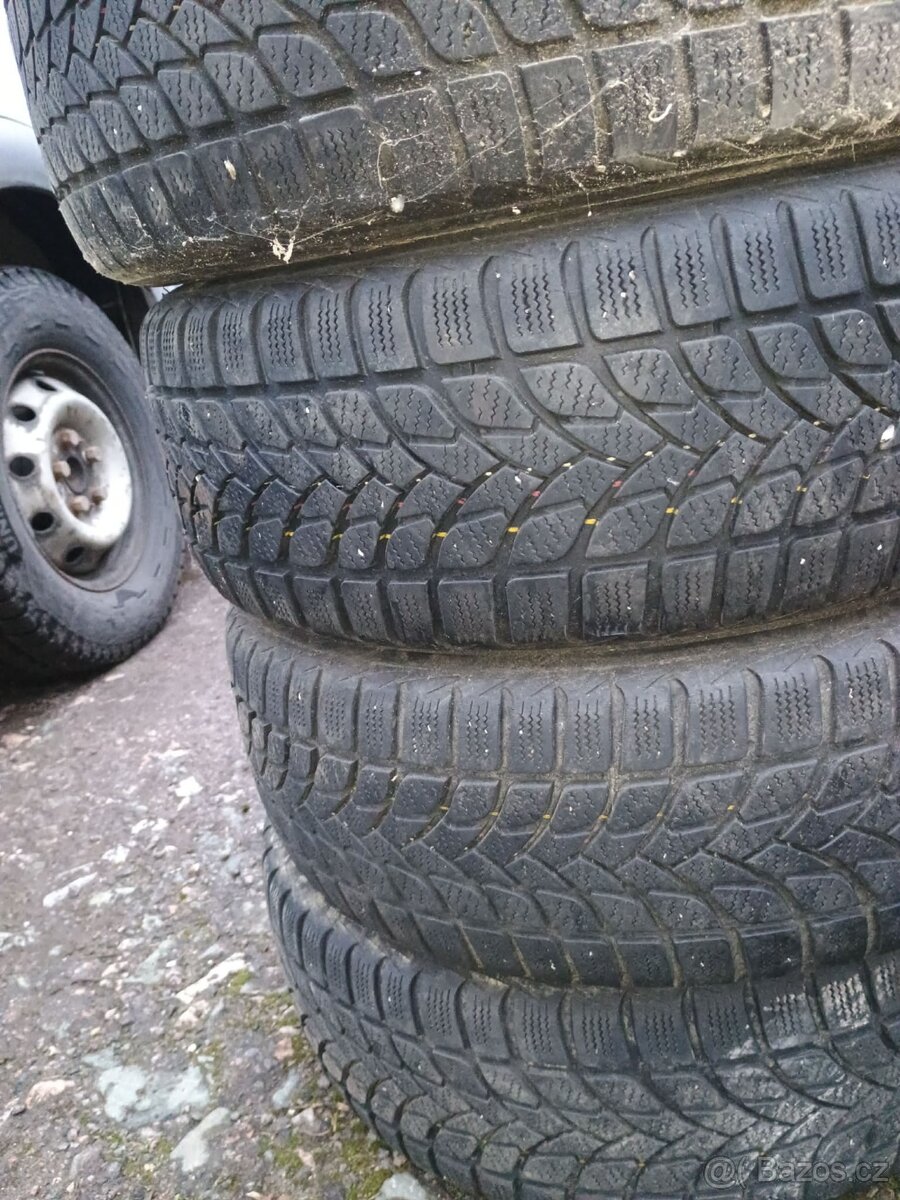 Zimní kola 196/60 R15. - 3