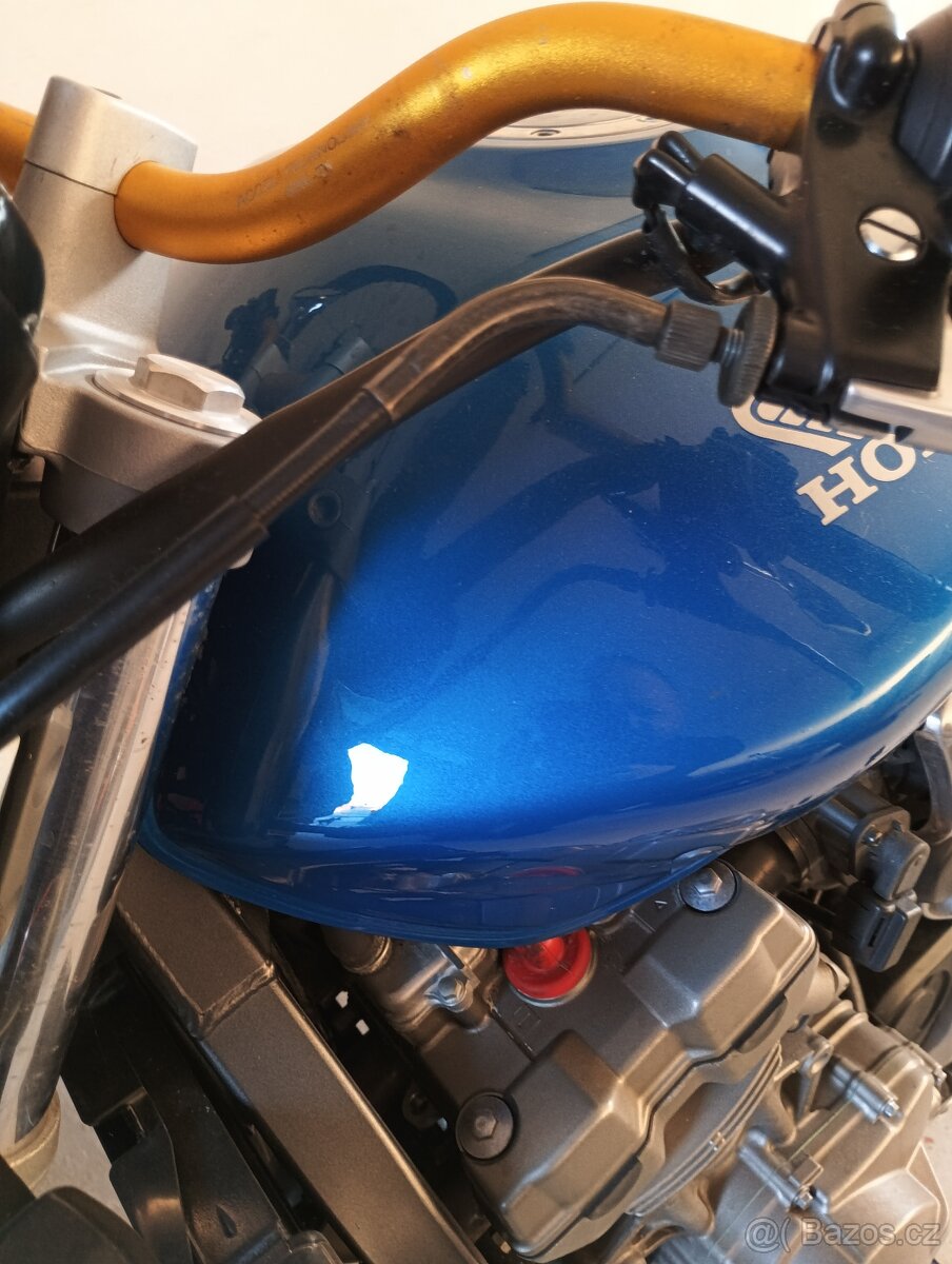 Honda CB 900 Hornet - 3