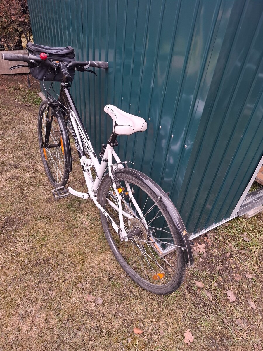 Dámské trekové kolo - 3