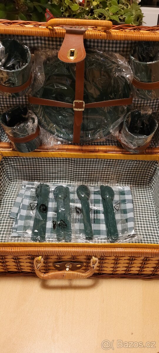 Piknikový koš pro 4 Vánoční dárek - 3