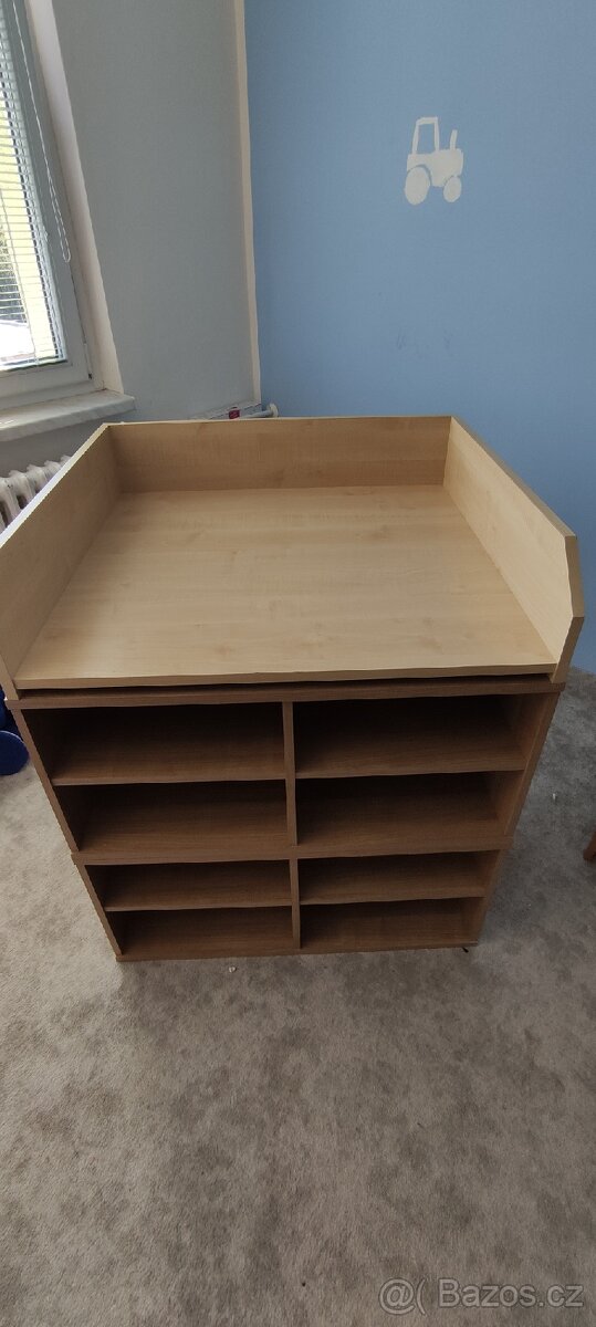 Přebalovací pult - 3