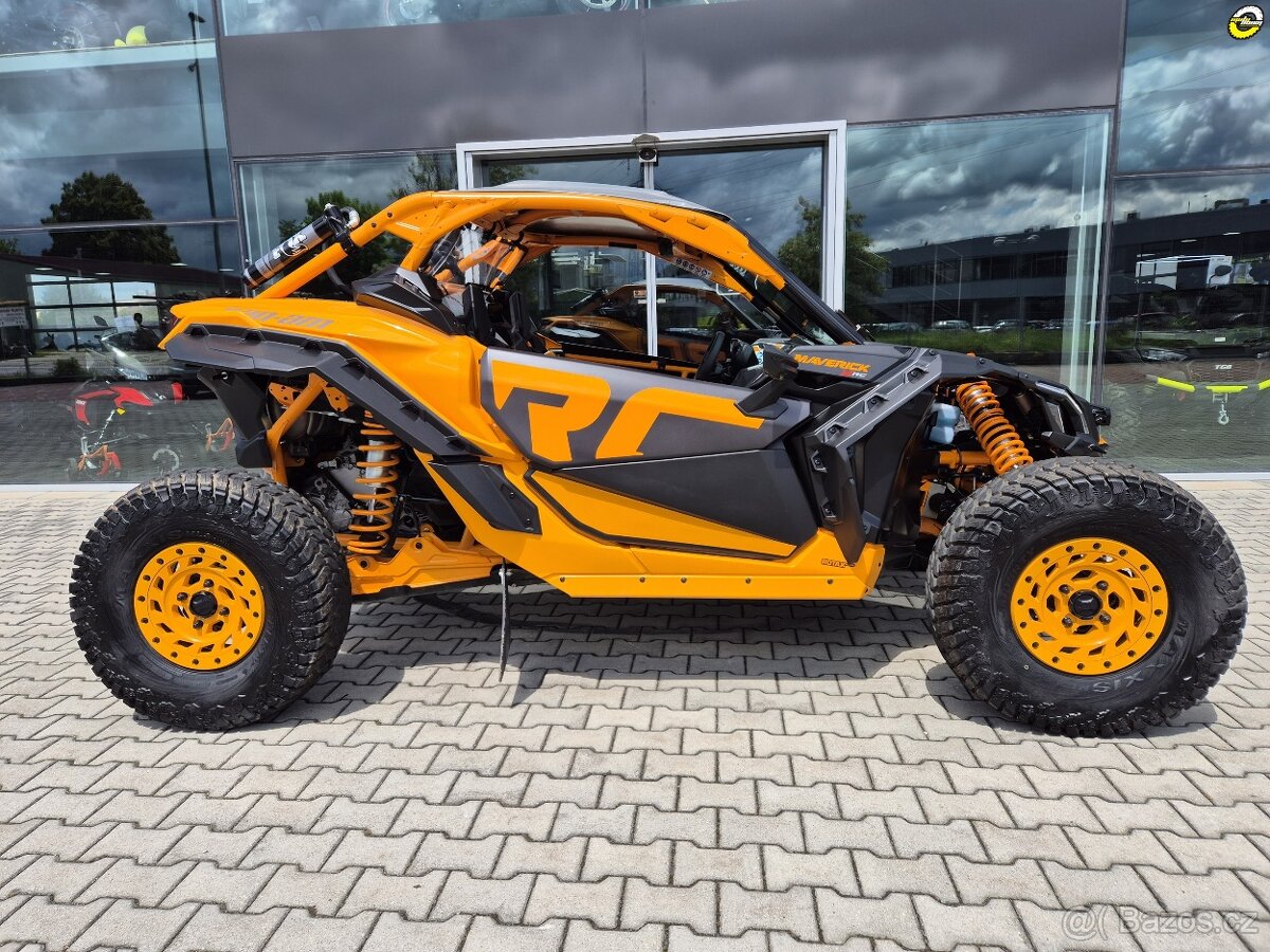 CAN-AM Maverick X3 X RC Turbo