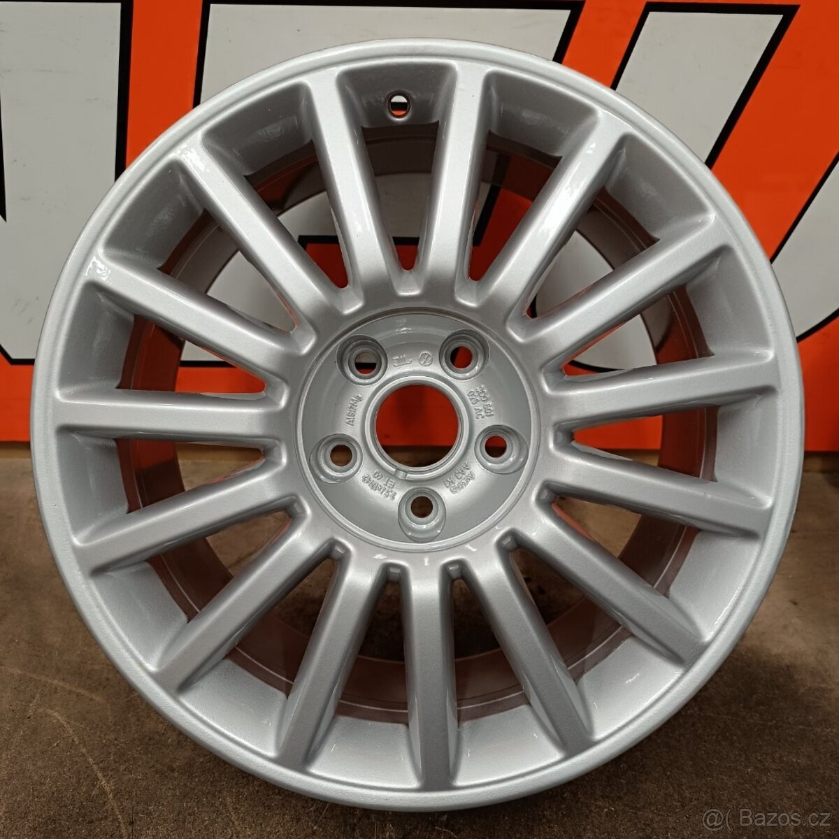 Originální kola Volkswagen Passat 17", PO RENOVACI - 3