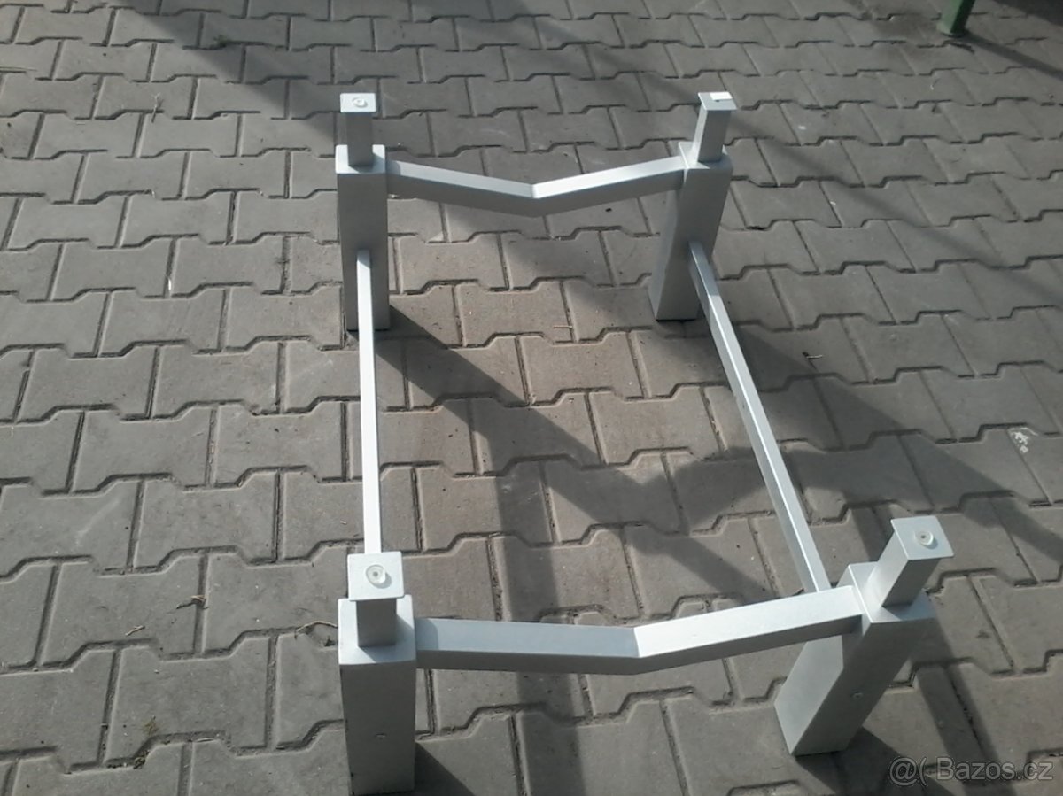 Prodám konferenční stolek top stav proskleny - 3