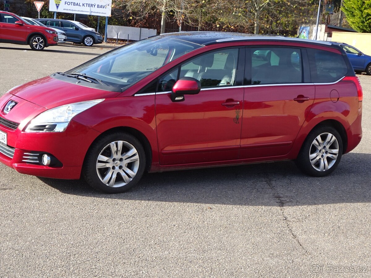Peugeot 5008 1.6i r.v.2010 (115 kw) stk:4/2027 Koupeno ČR - 3