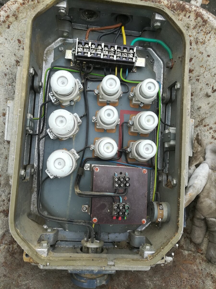 Prodám elektro rozvaděč - 3