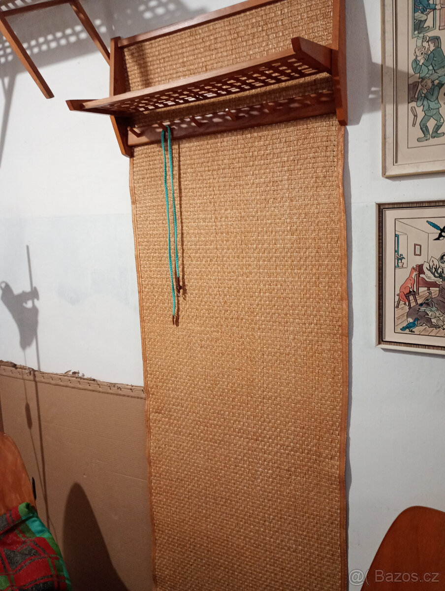 Věšák ,vyrobeno ULUV cca 1965,RETRO - 3