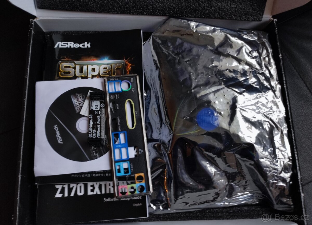 ASRock Z170 Extreme 4 + SLI Bridge - 3