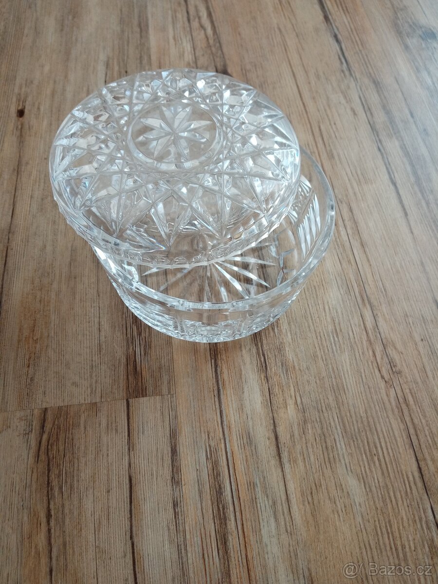 Skleněná dóza - 3