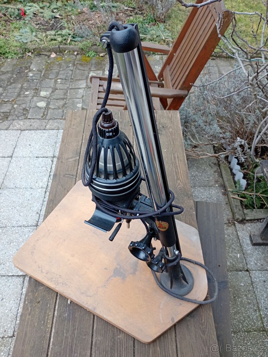 Kompletní set pro vyvolávání fotografií – zvětšovák + příslu - 3