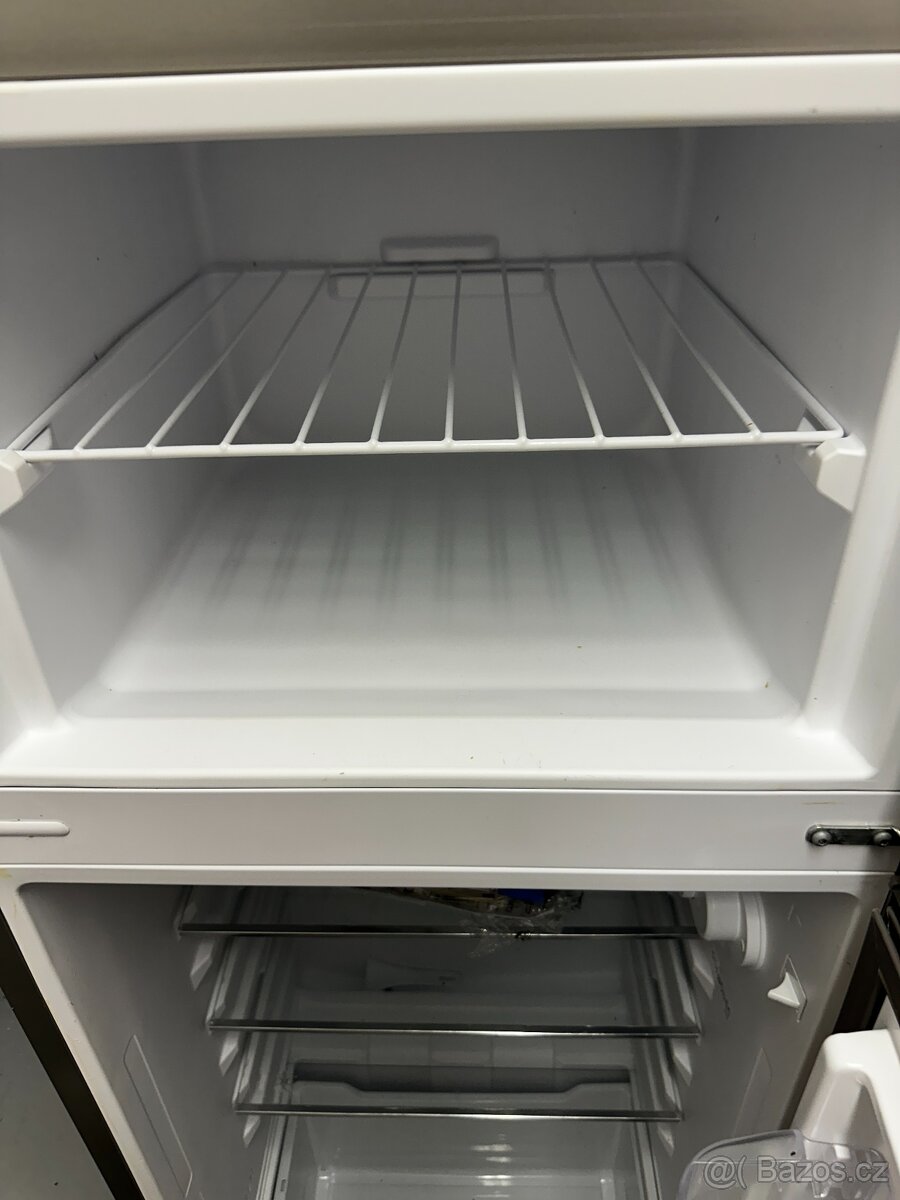 Lednice CANDY – jen rok v provozu, super stav - 3