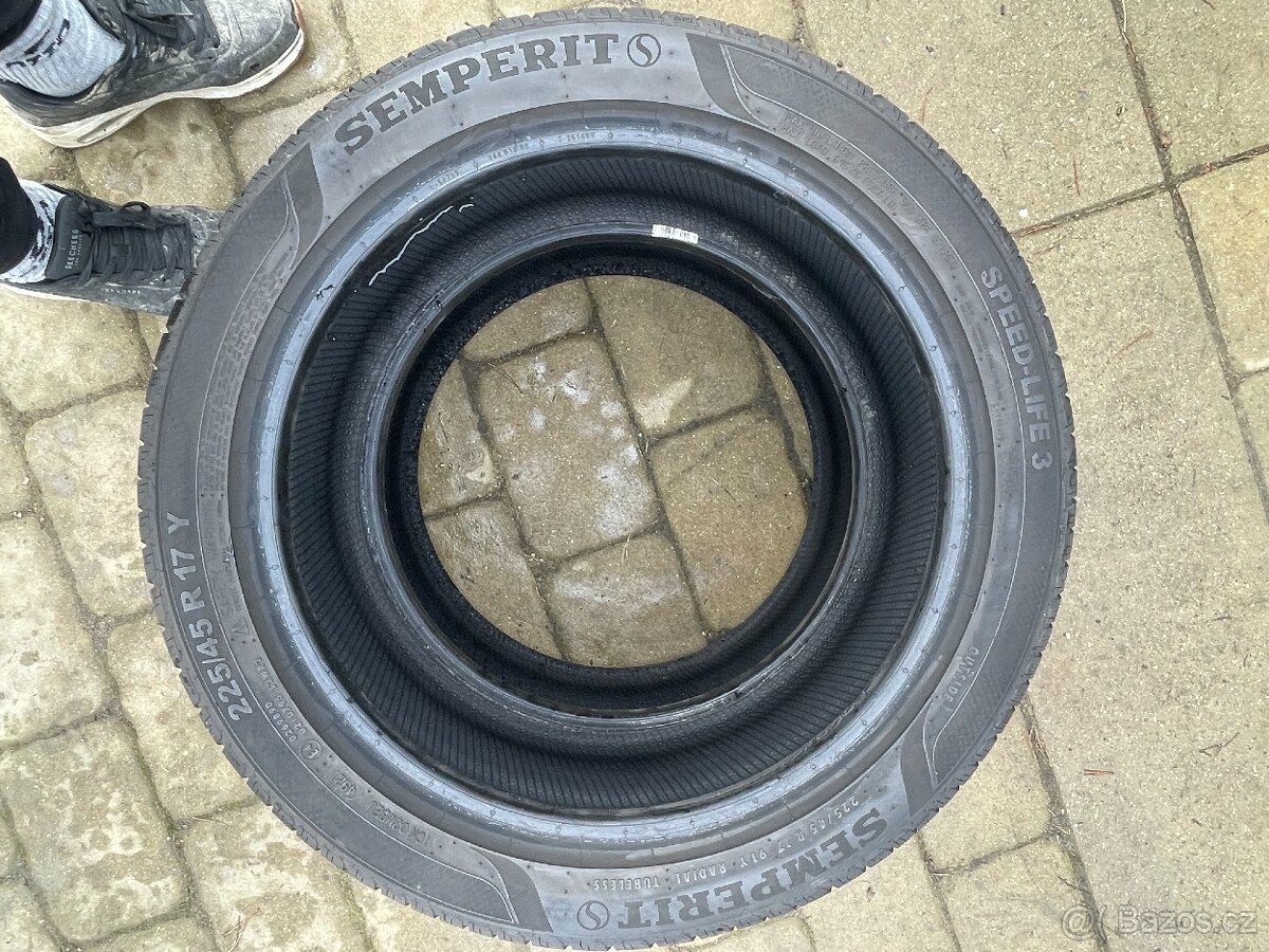 Dvě letní pneu 225/45/17 Semperit - 3