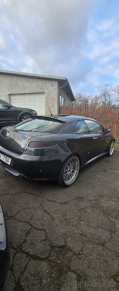 Alfa Romeo GT 1,9jtd - 3