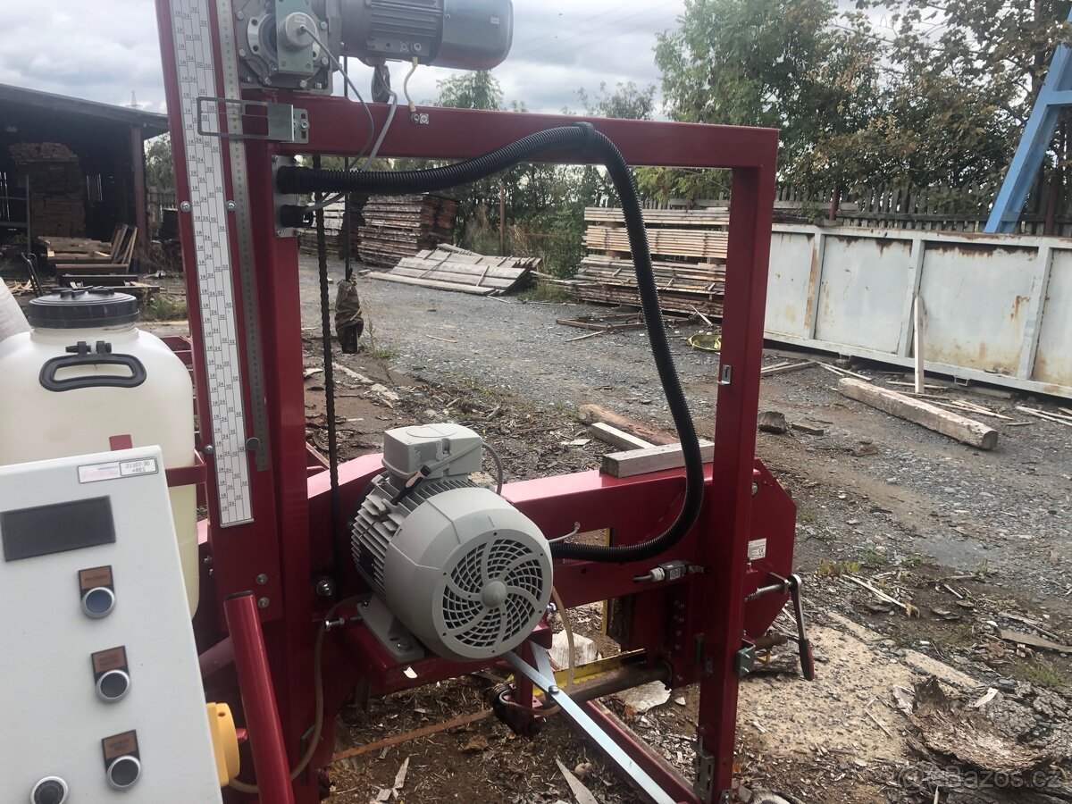 Pásová pila Švoma - 3