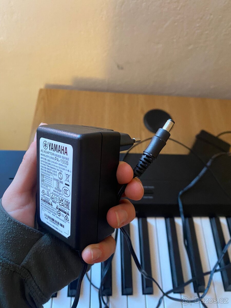 Yamaha P 145 B BT digi - 3